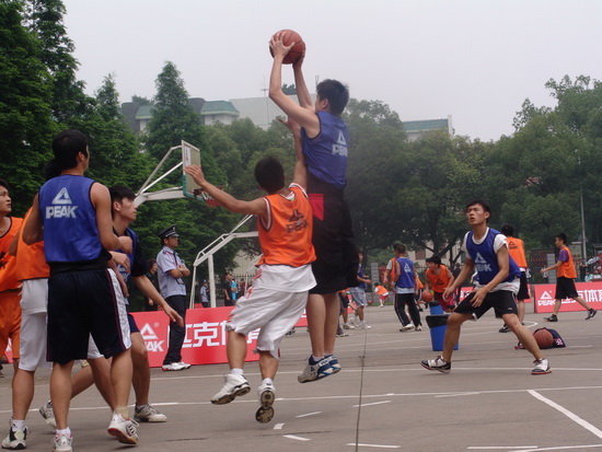大俱乐部在