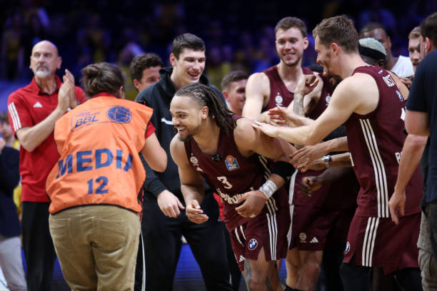 的世界里 的世界里